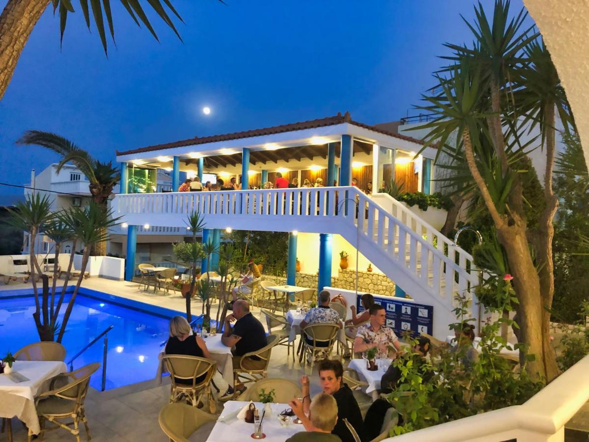 弗里亚公寓酒店 Agia Marina 外观 照片