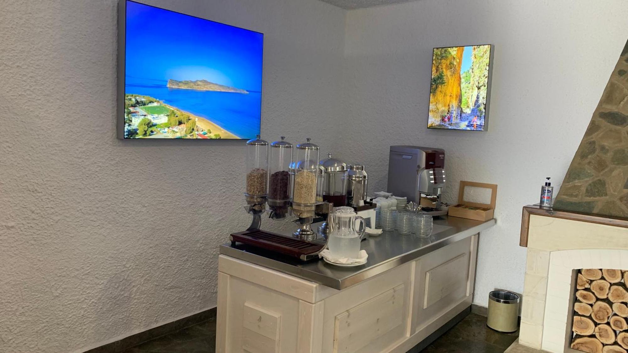 弗里亚公寓酒店 Agia Marina 外观 照片